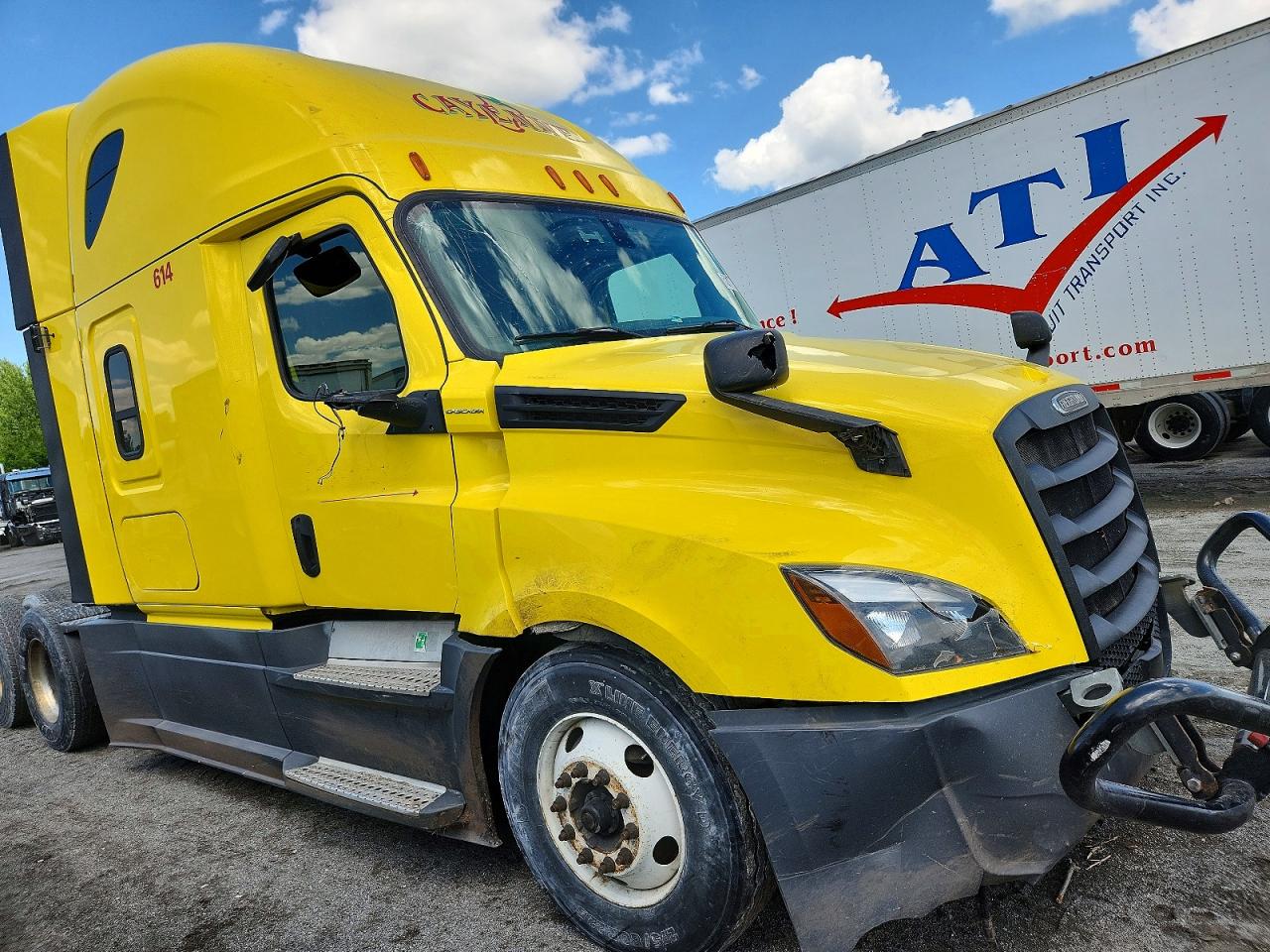 Freightliner Cascadia 126