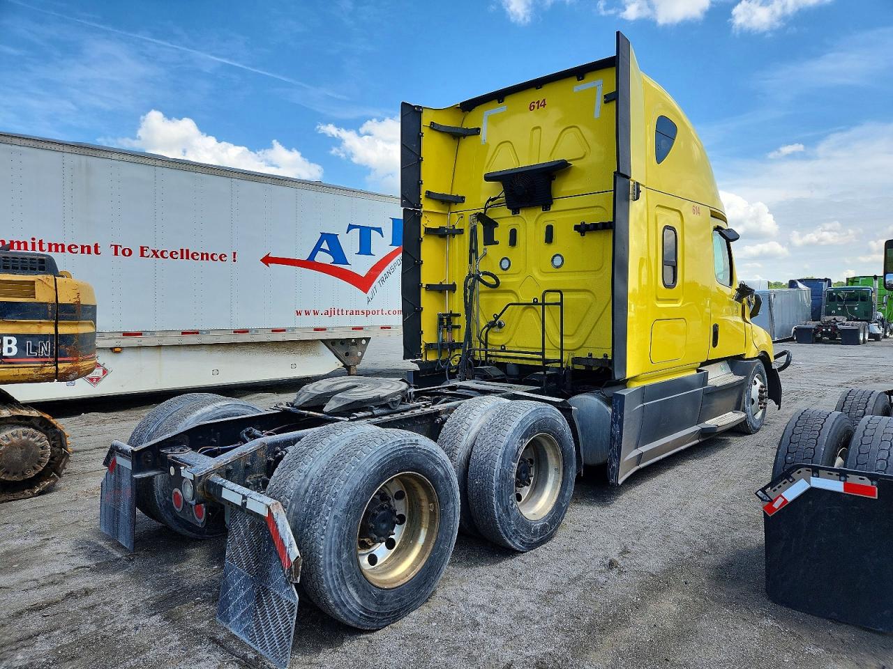 Freightliner Cascadia 126