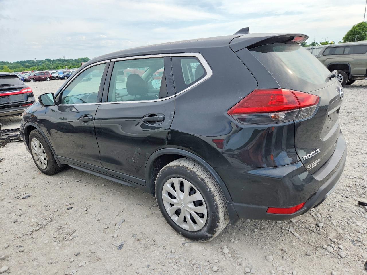 Nissan Rogue S