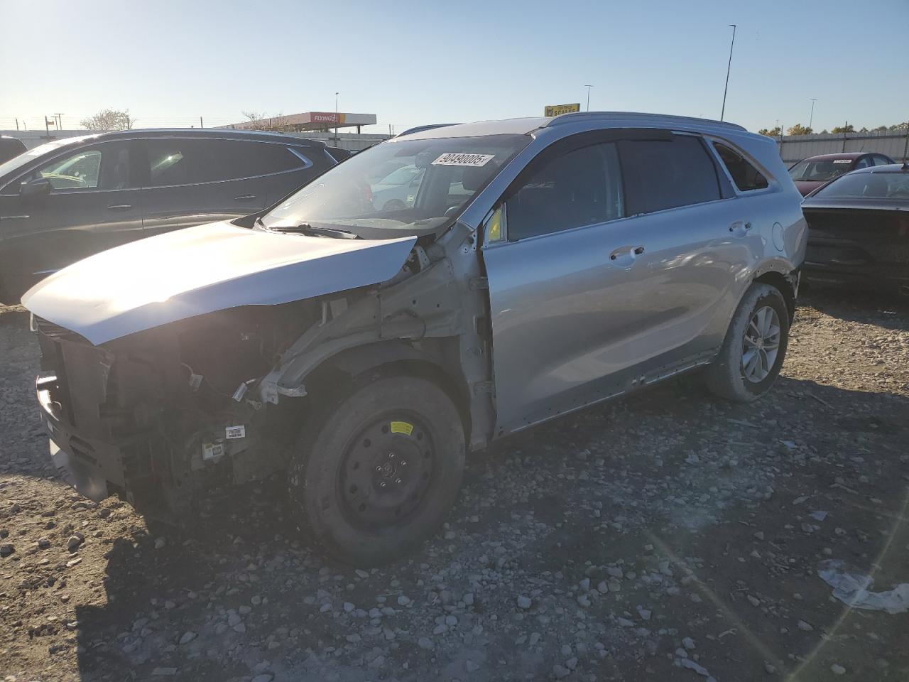 Salvage Kia Sorento Image