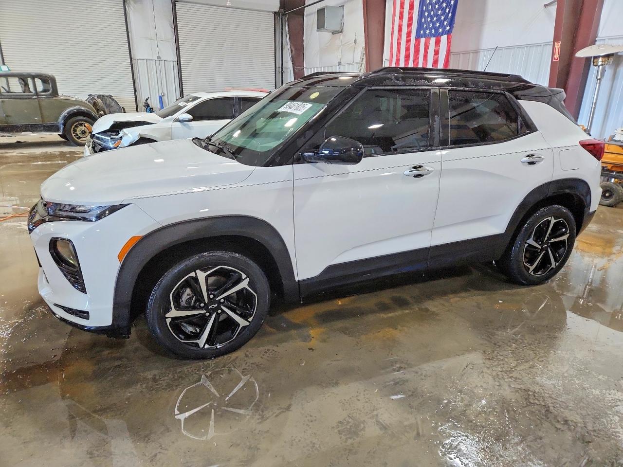 Salvage Chevrolet Trailblazer Image