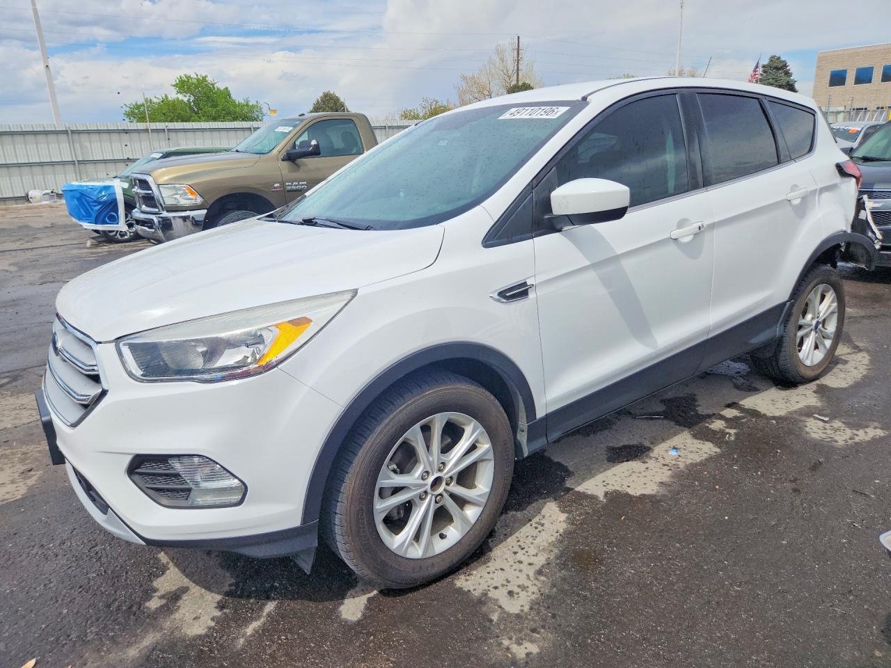 Salvage Ford Escape Image