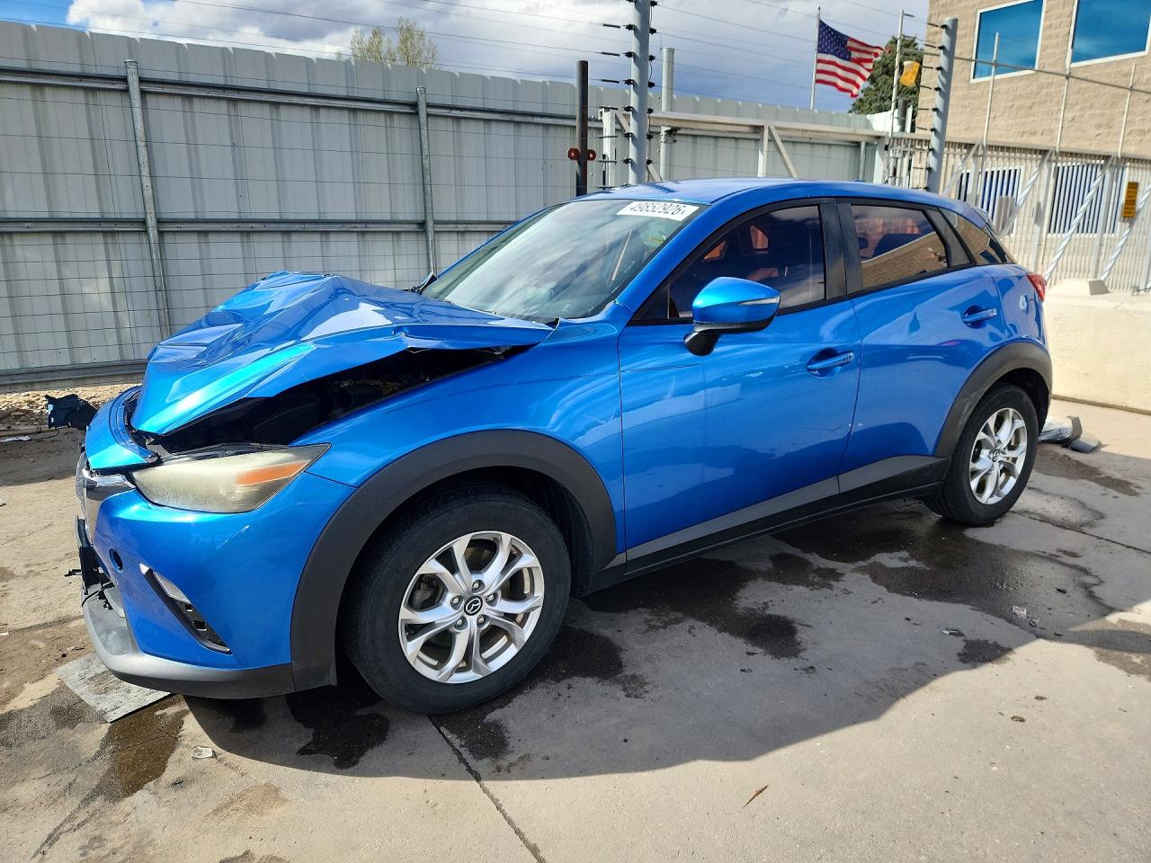 Salvage Mazda Cx Image