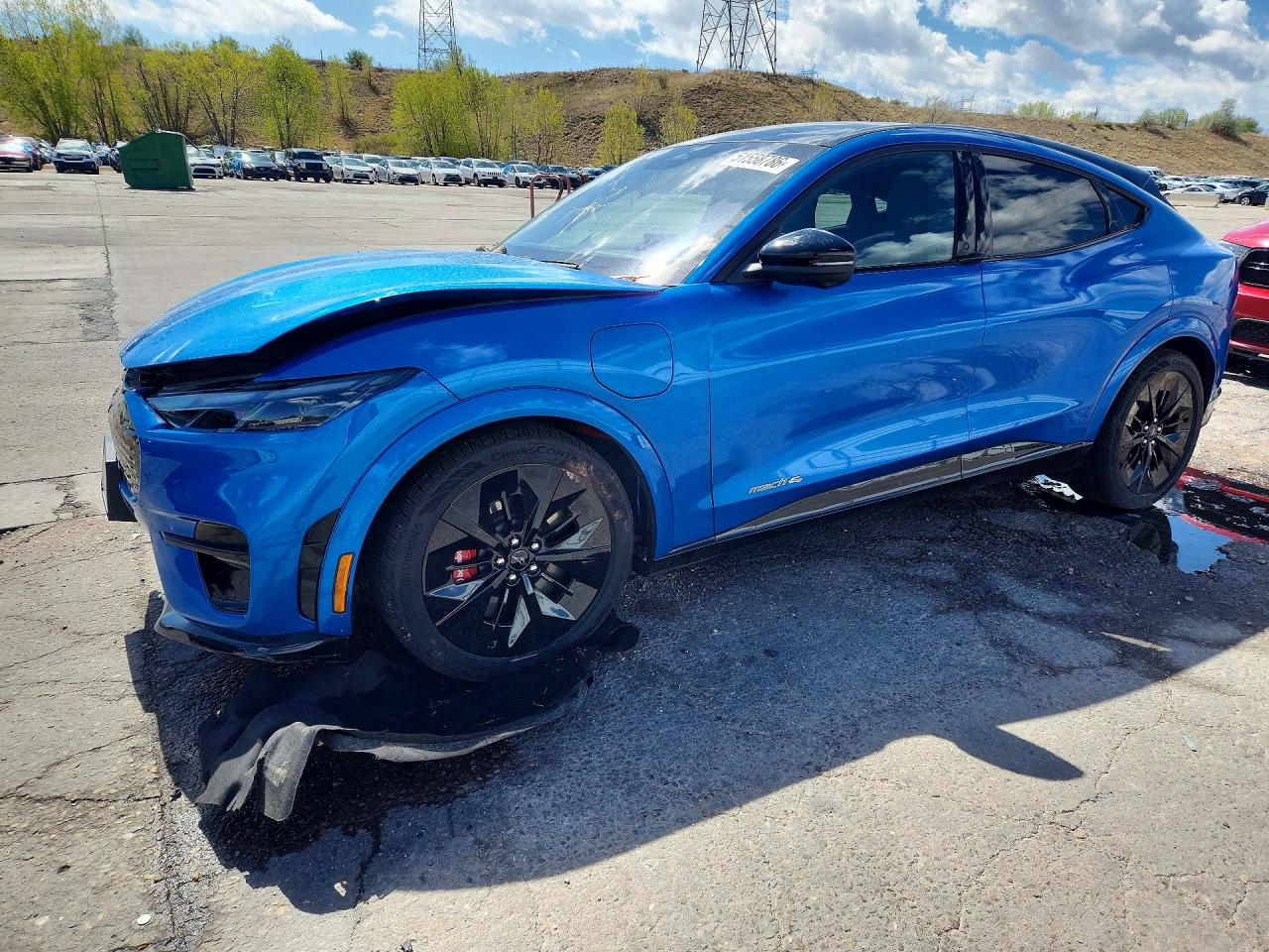Salvage Ford Mustang Image