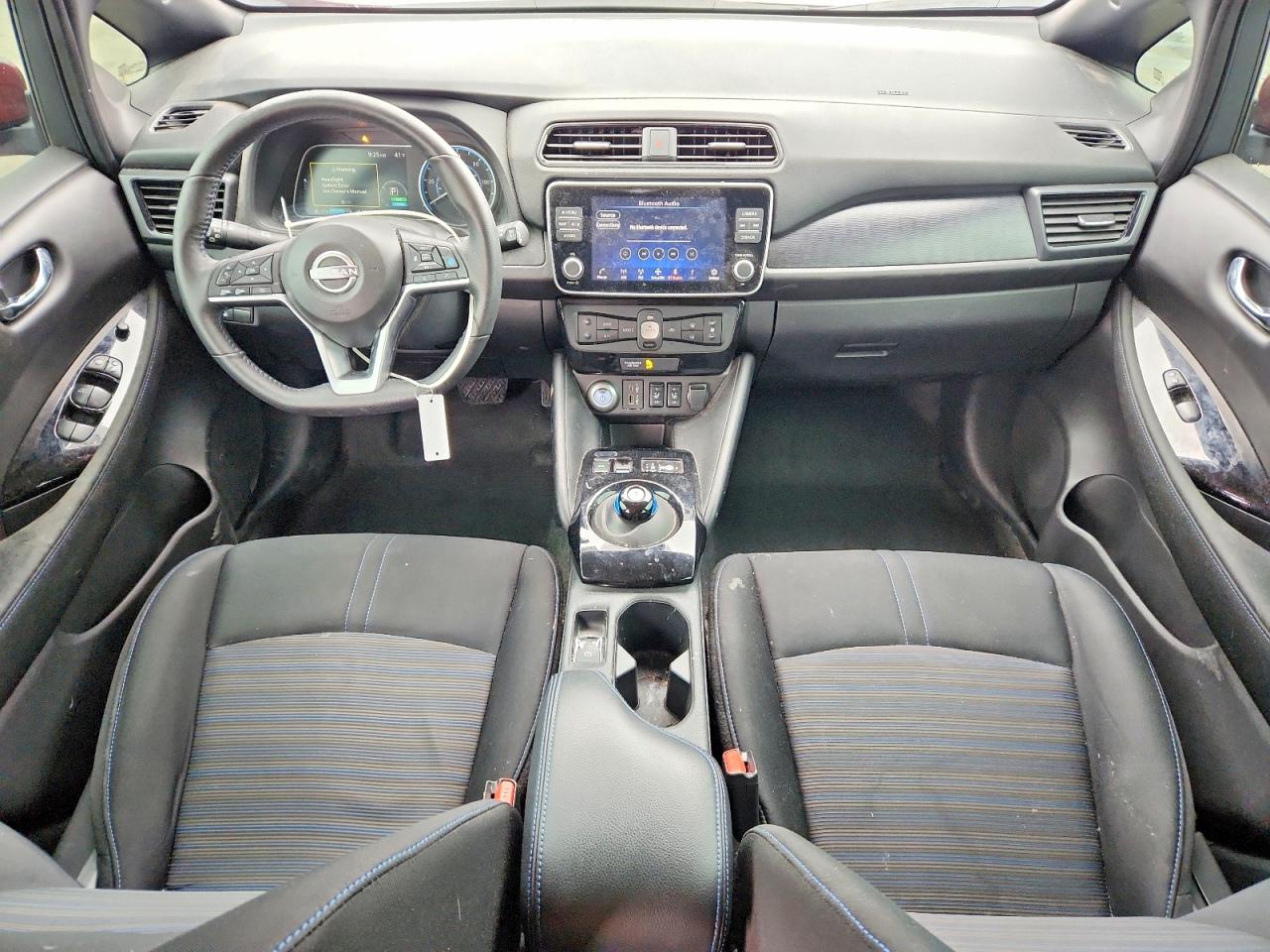Nissan LEAF Sv Plus