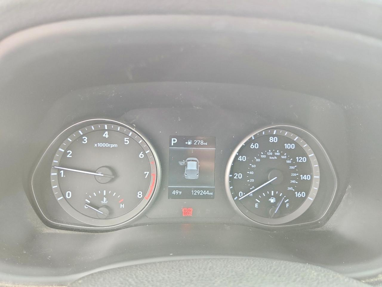 Hyundai ELANTRA Base