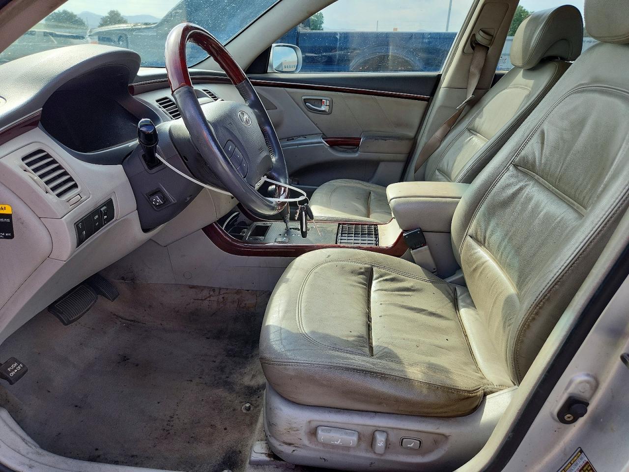 Hyundai Azera Se