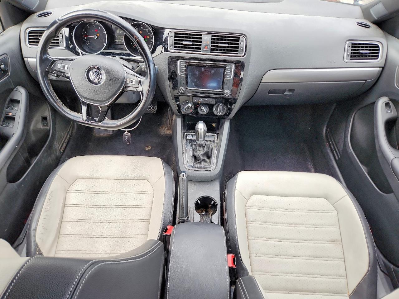 Volkswagen Jetta Sport