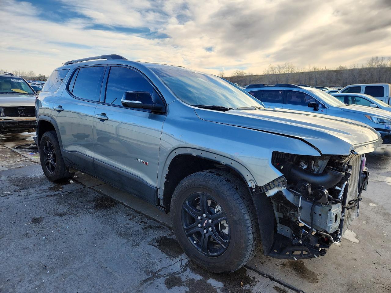 GMC Acadia At4