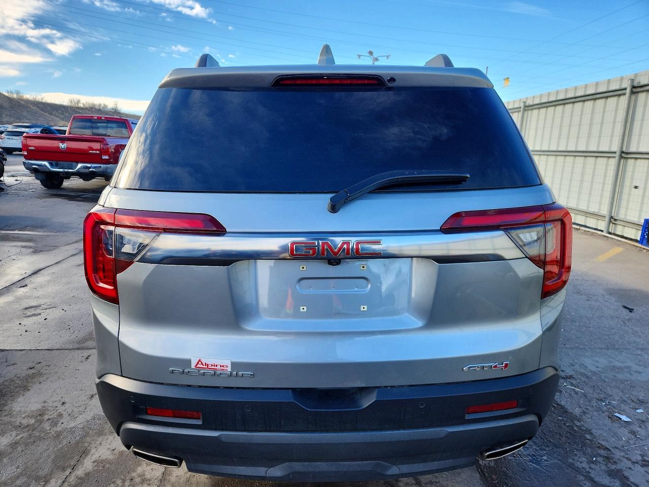 GMC Acadia At4