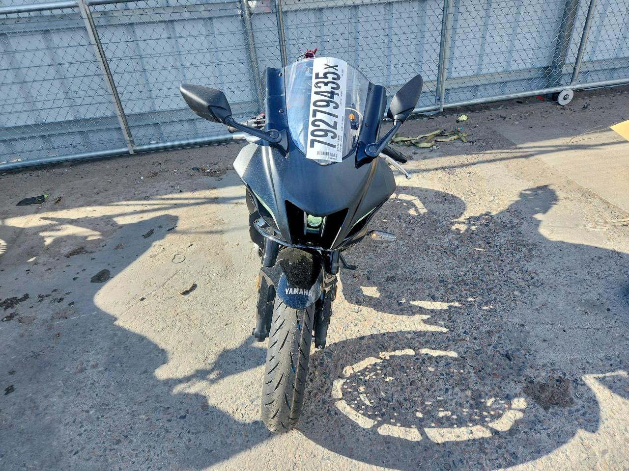 Yamaha Yzfr7