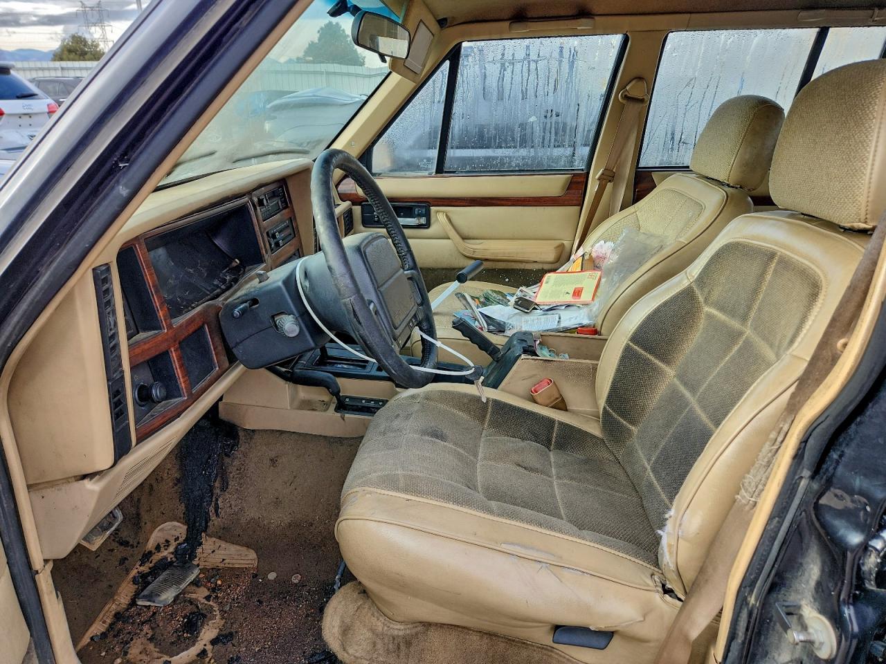 Jeep Cherokee Country