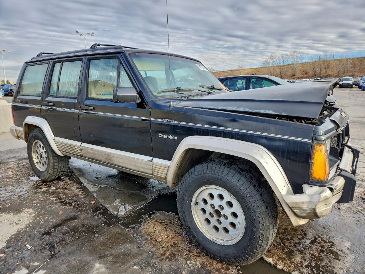 Jeep Cherokee Country