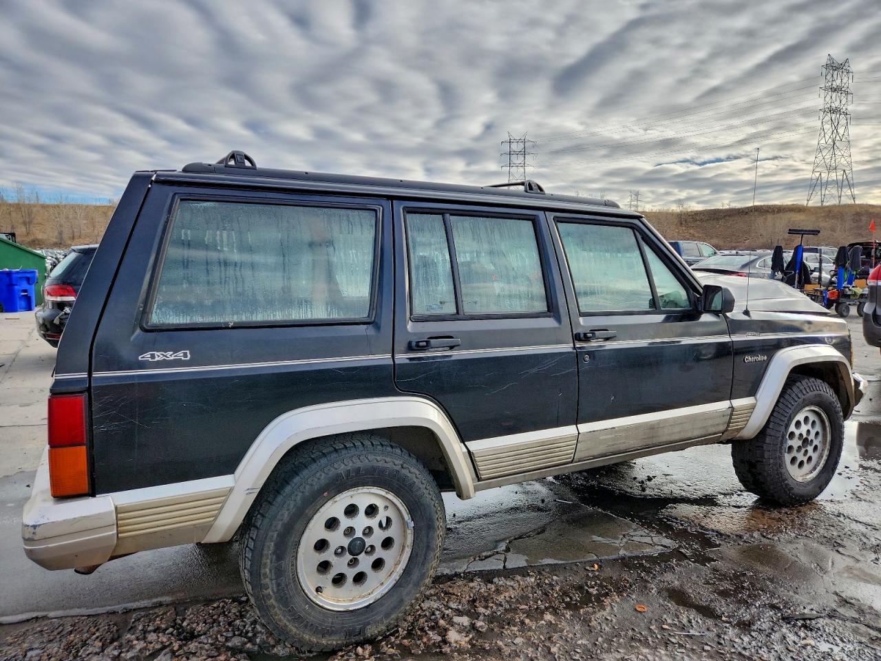 Jeep Cherokee Country