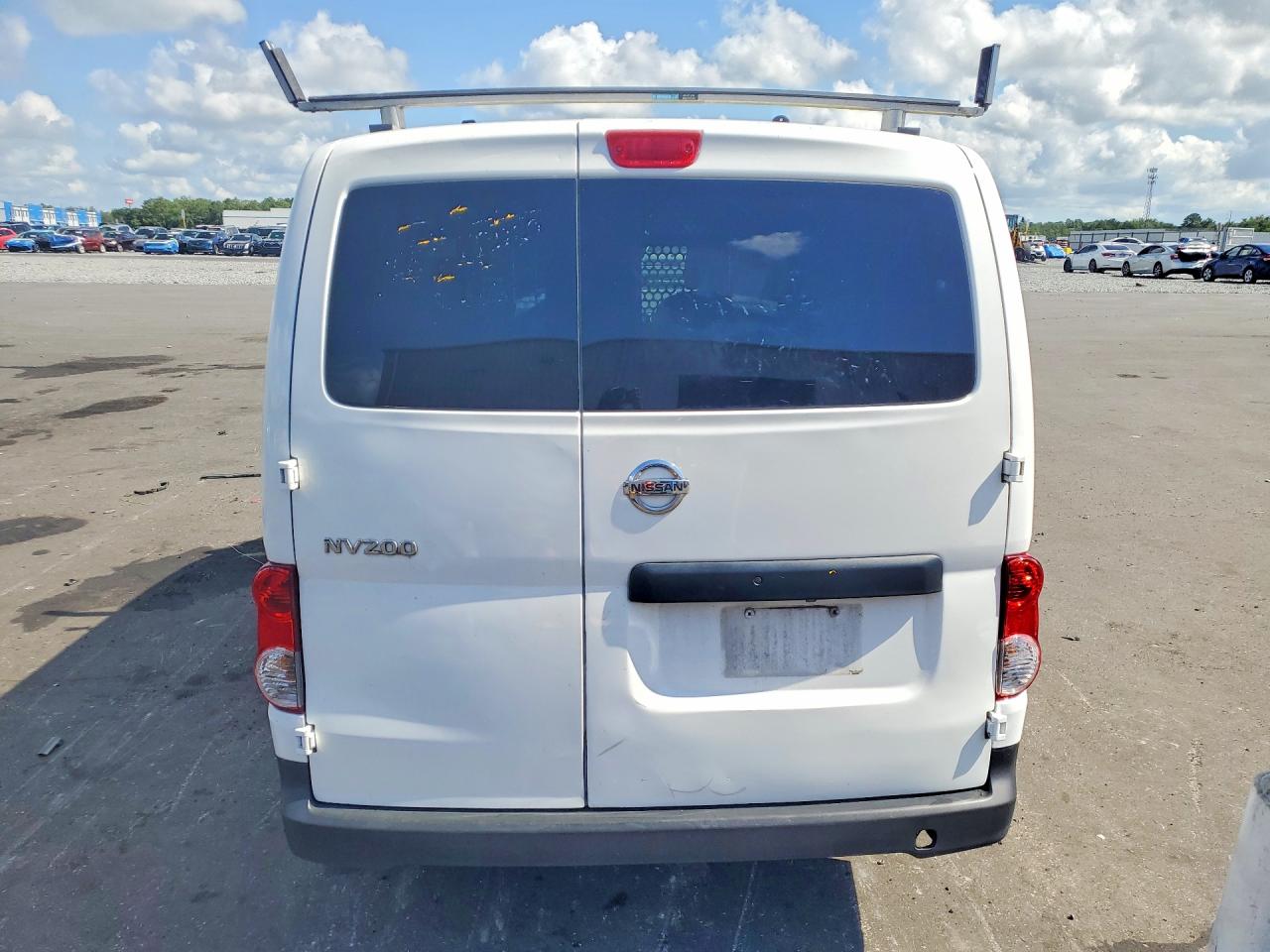 Nissan Nv S