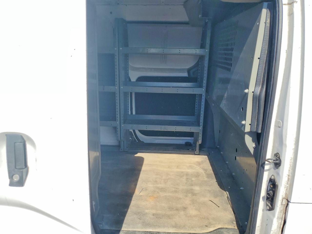 Nissan Nv S