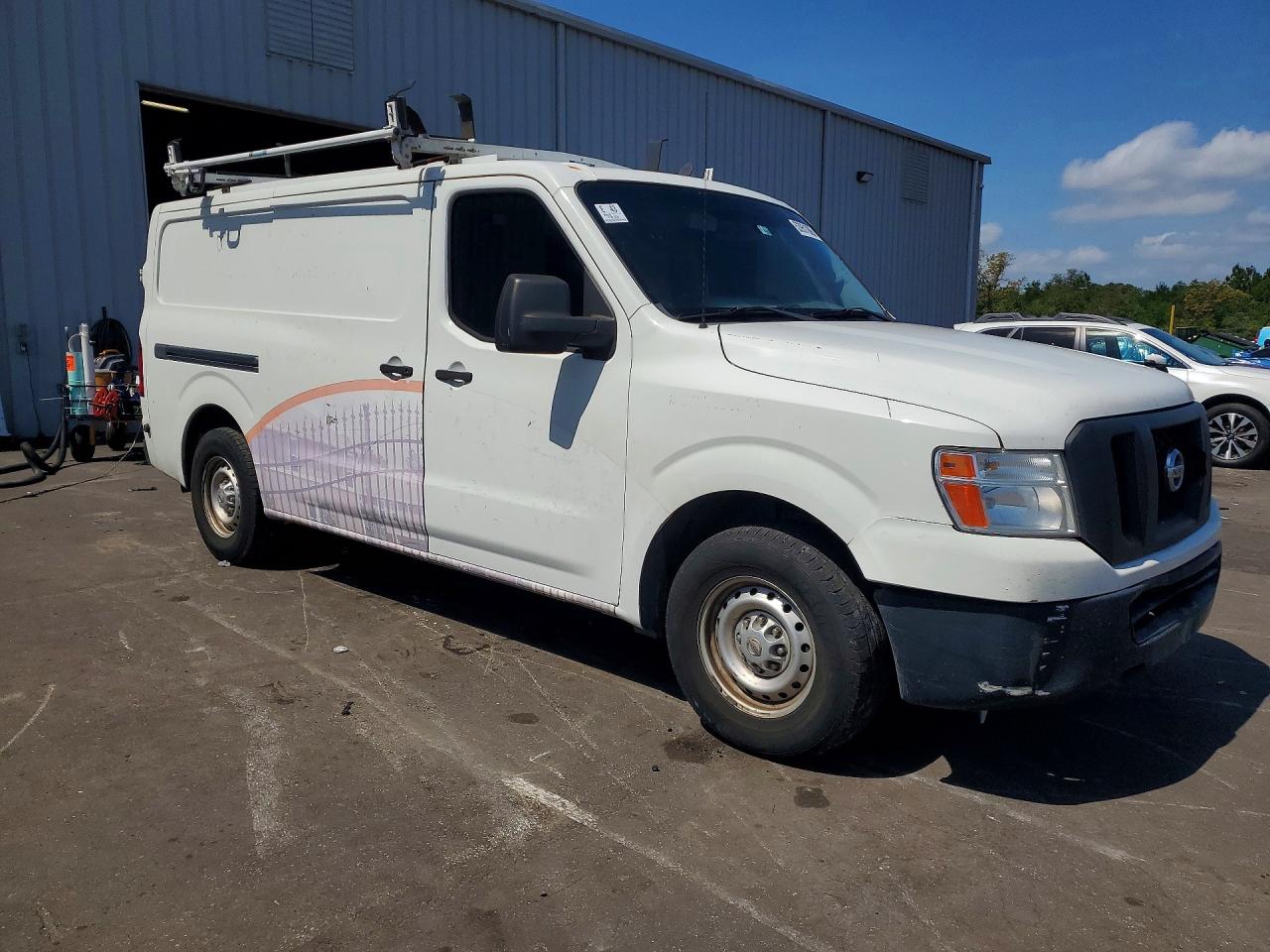 Nissan Nv 1500 S
