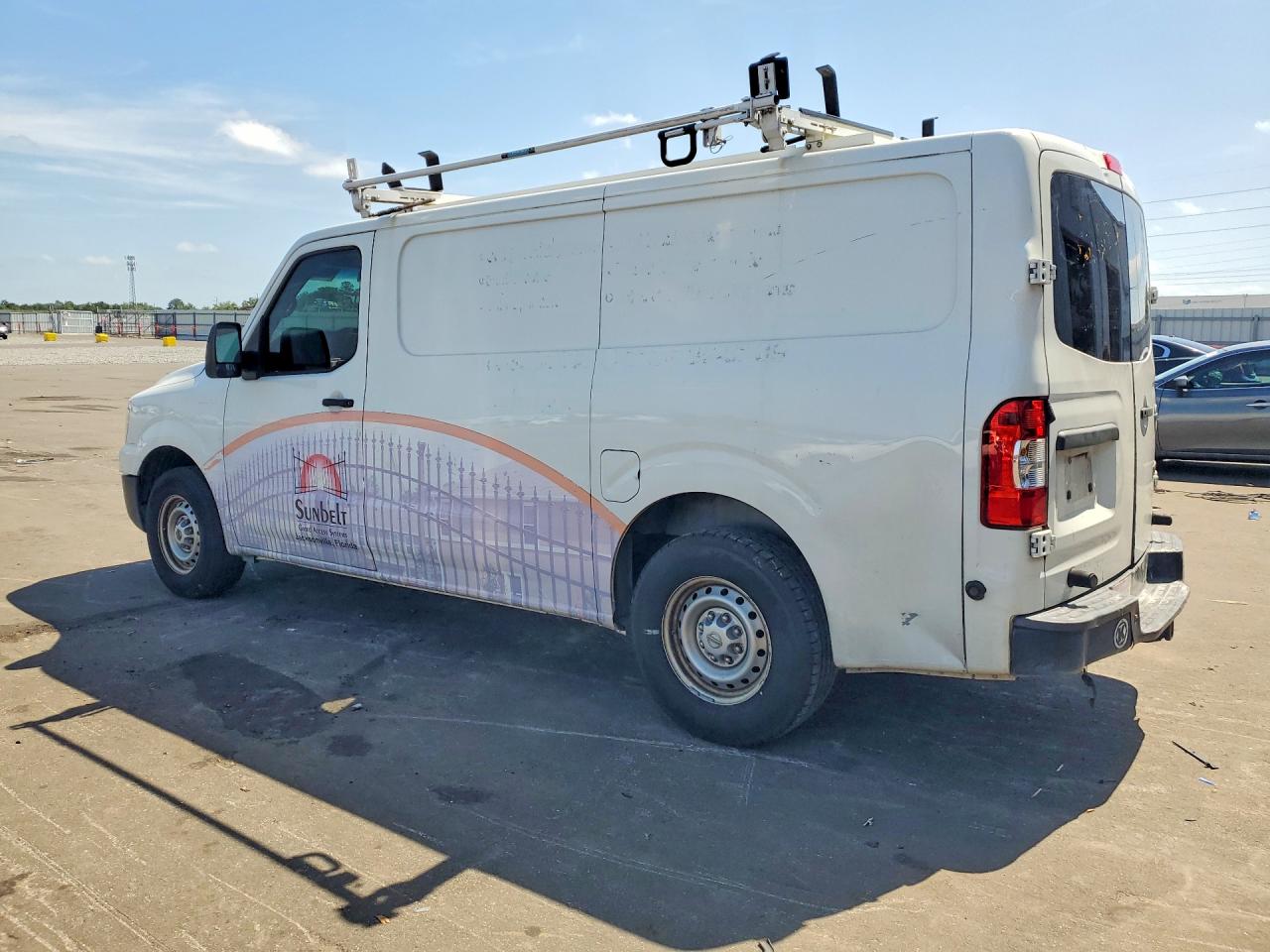 Nissan Nv 1500 S