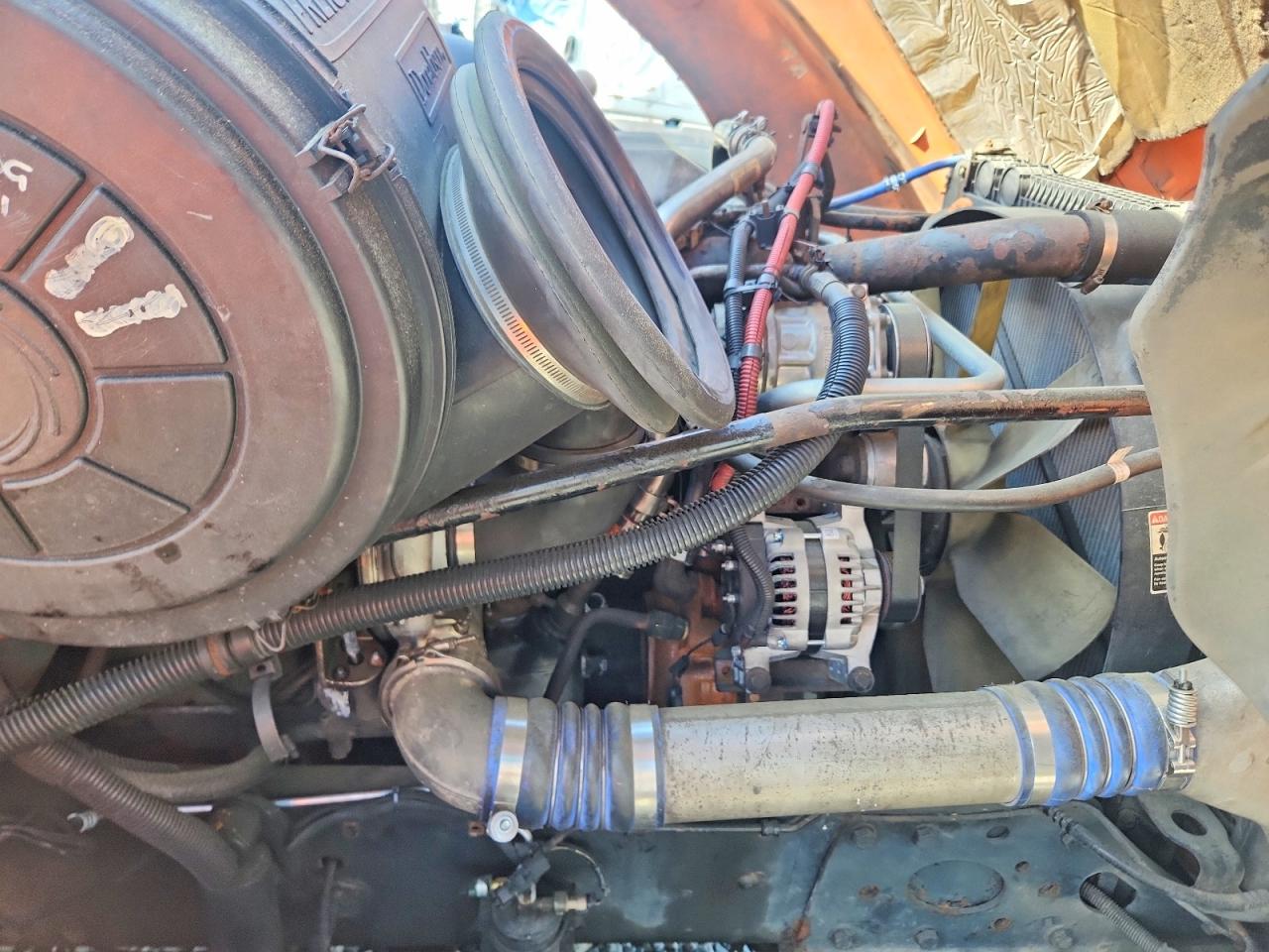 Freightliner Conventional St120