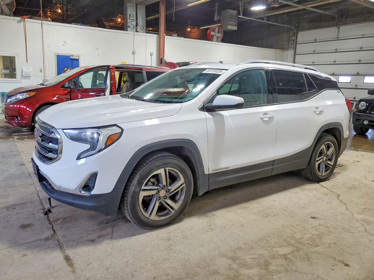 Salvage GMC Terrain Image