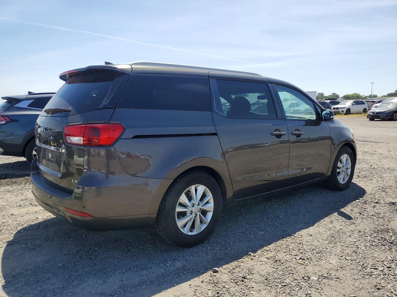 Kia Sedona Lx