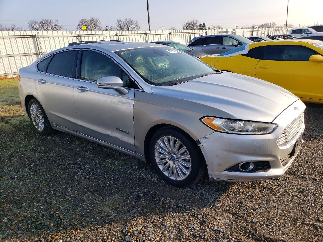 Ford Fusion Se Hybrid