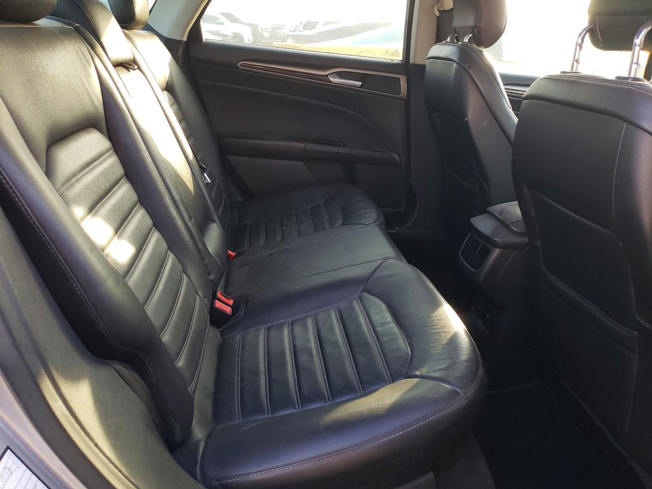 Ford Fusion Se Hybrid