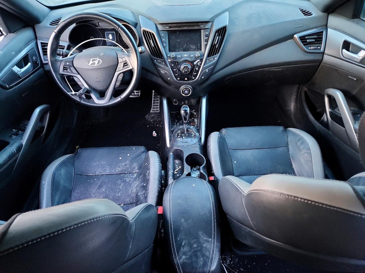 Hyundai VELOSTER Turbo