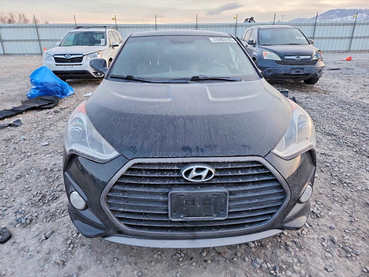 Hyundai VELOSTER Turbo