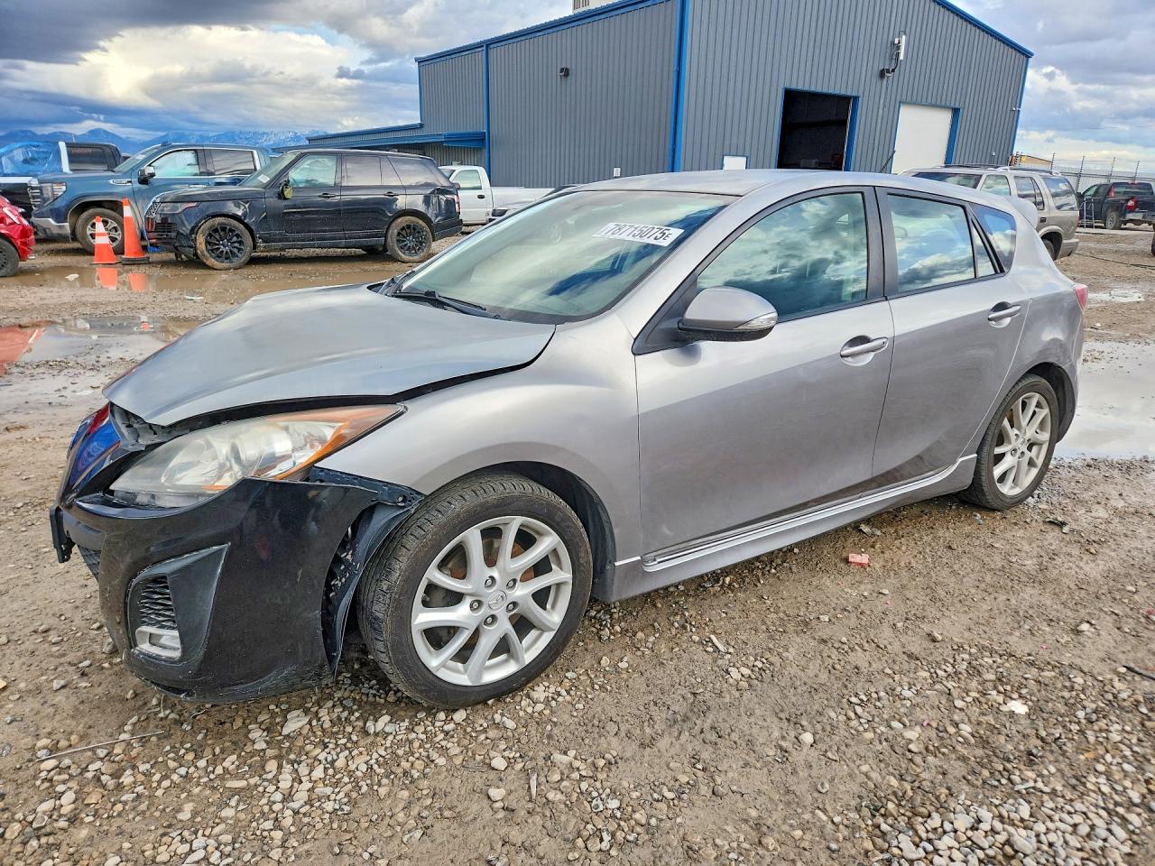 Salvage Mazda Mazda3 Image