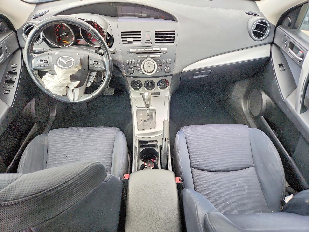 Mazda Mazda3 S