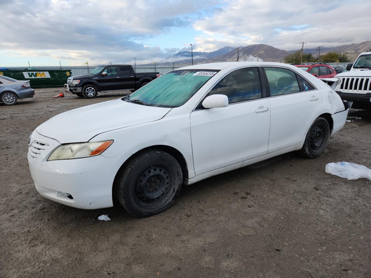 Salvage Toyota Camry Image