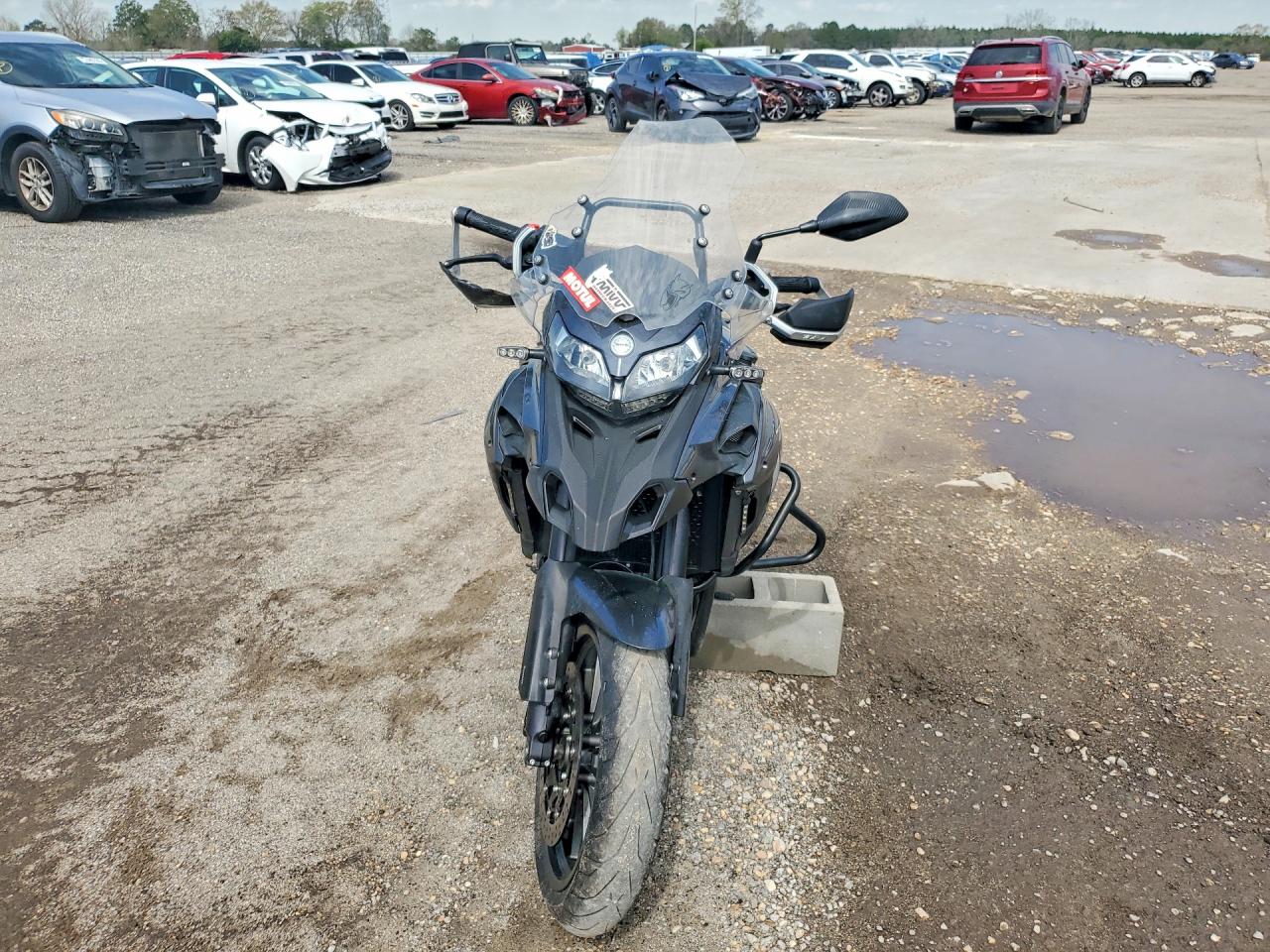 Benelli Trk Series