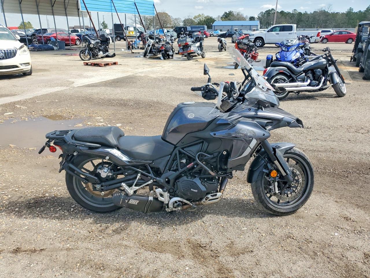 Salvage Benelli Trk Series Image