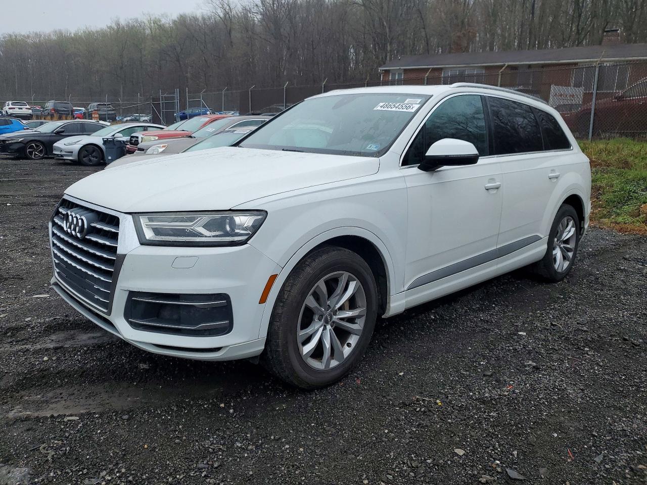 Salvage Audi Q7 Image