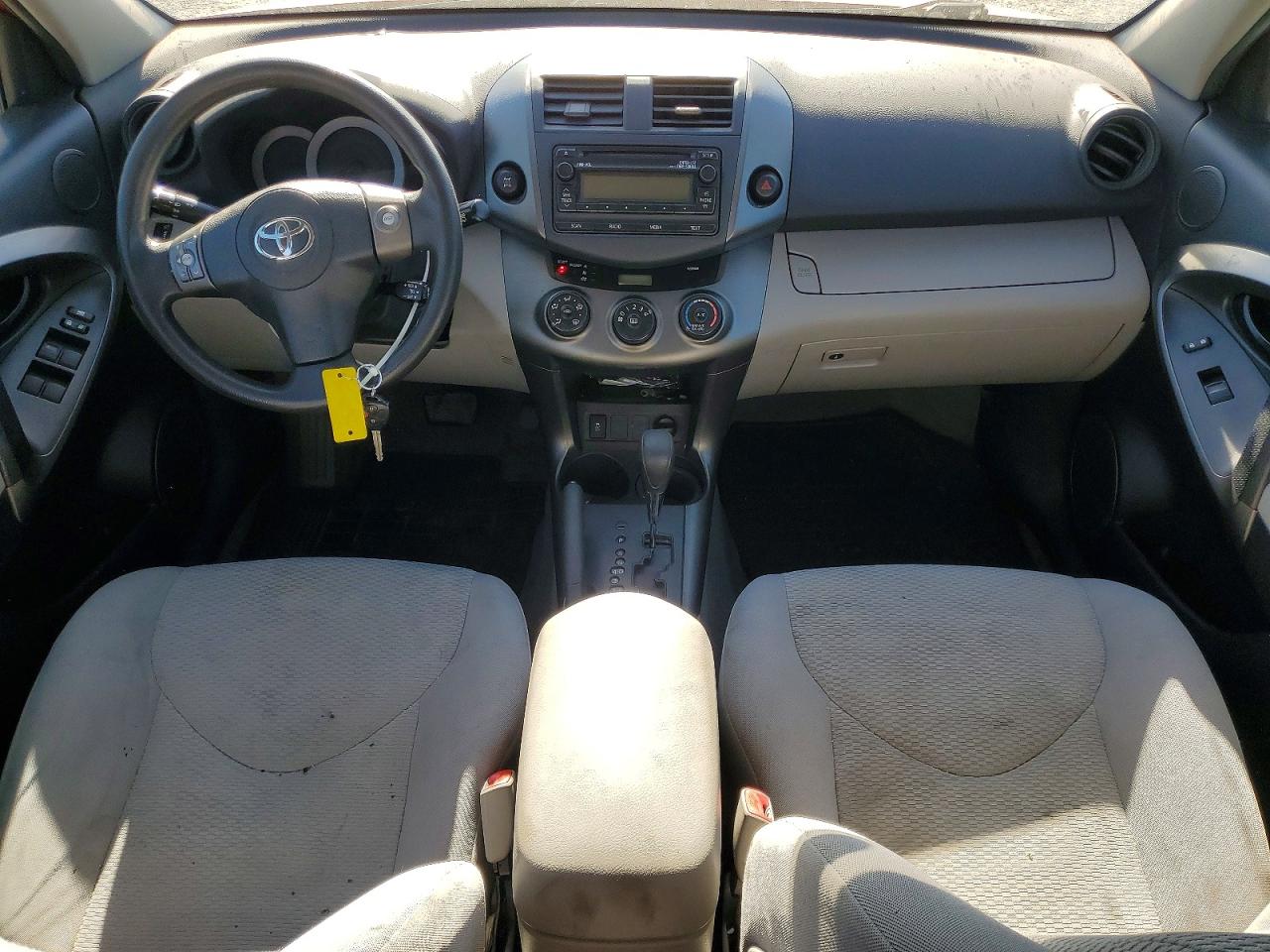 Toyota RAV4 Base