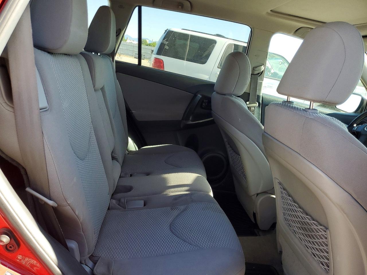 Toyota RAV4 Base