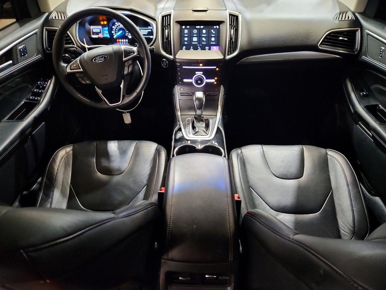 Ford Edge Titanium