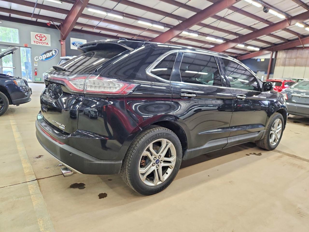 Ford Edge Titanium