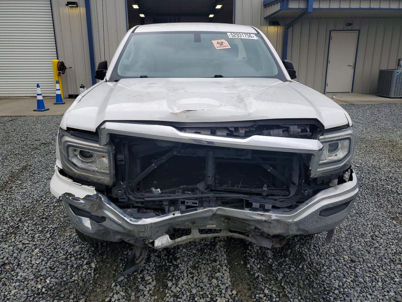 GMC Sierra