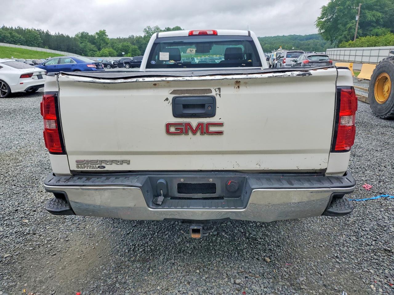 GMC Sierra