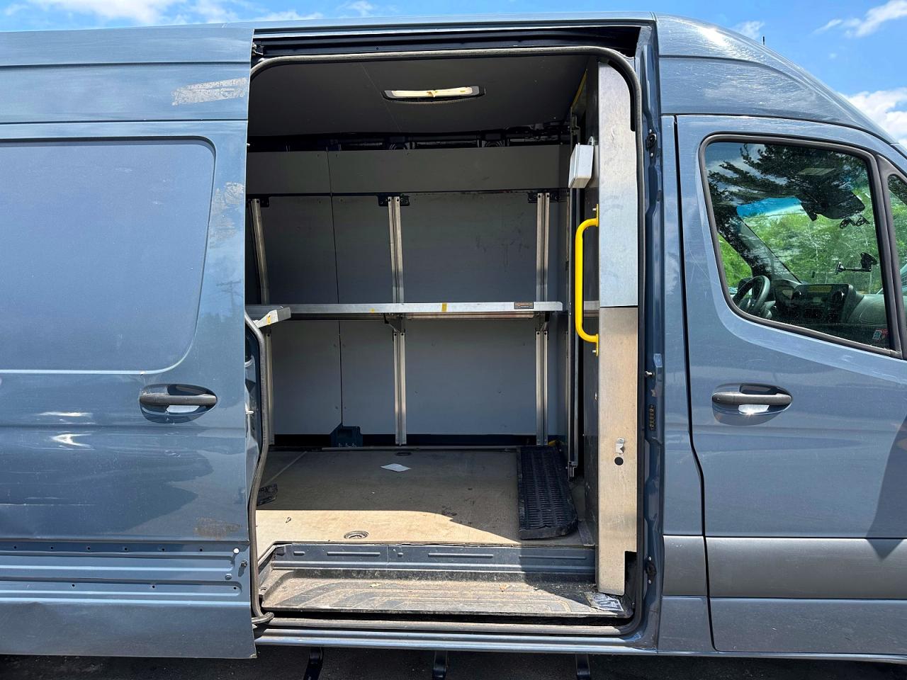 Mercedes-Benz Sprinter 2500