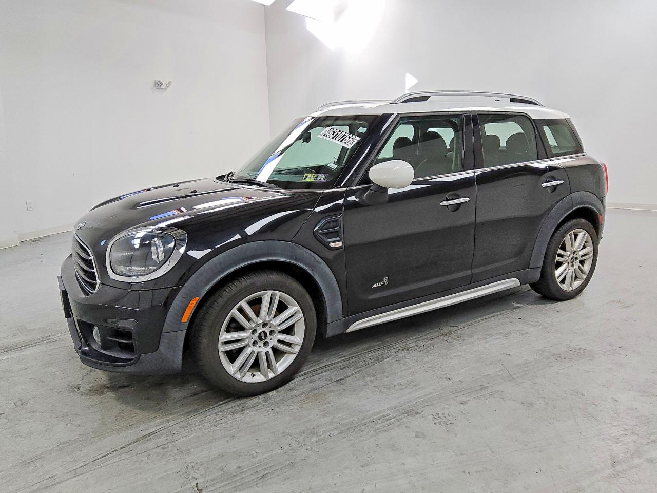Salvage MINI Cooper Image