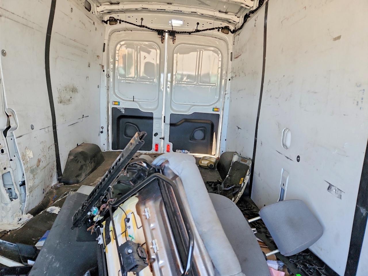 Ford Transit T-250
