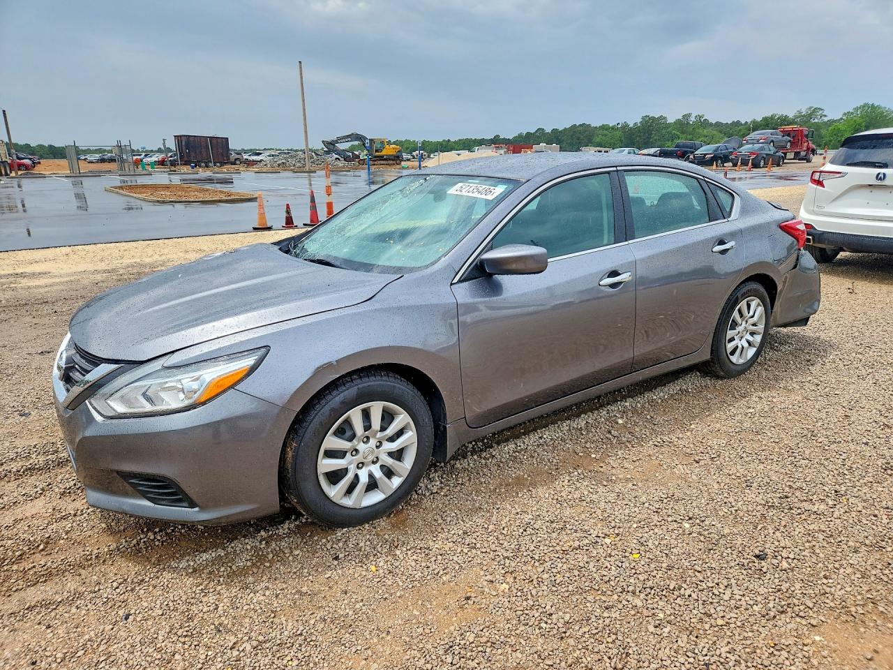 Salvage Nissan Altima Image