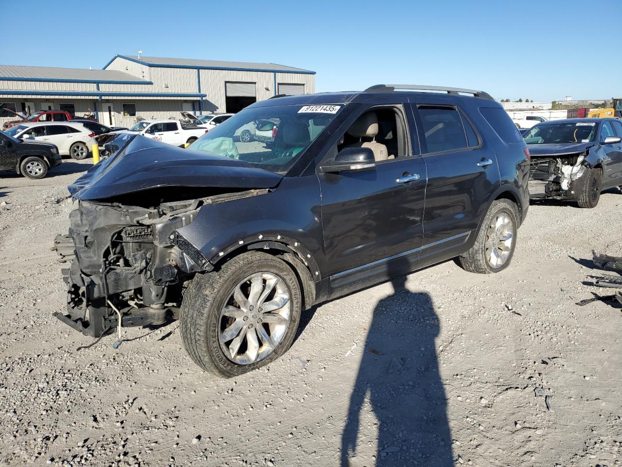 Salvage Ford Explorer Image