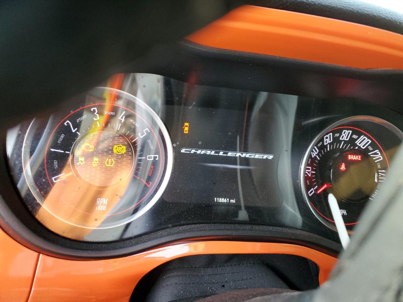 Dodge Challenger Sxt