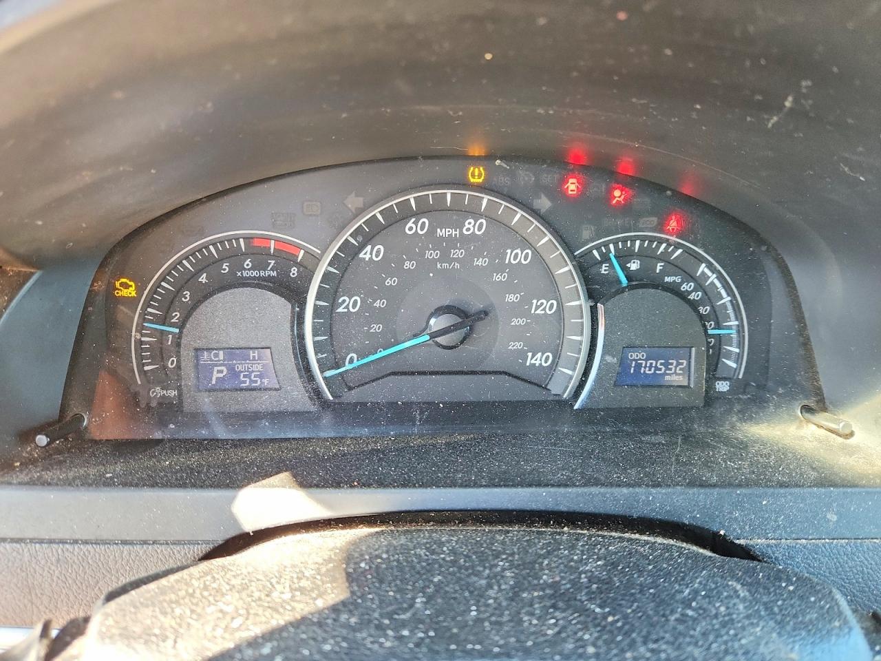 Toyota Camry Le