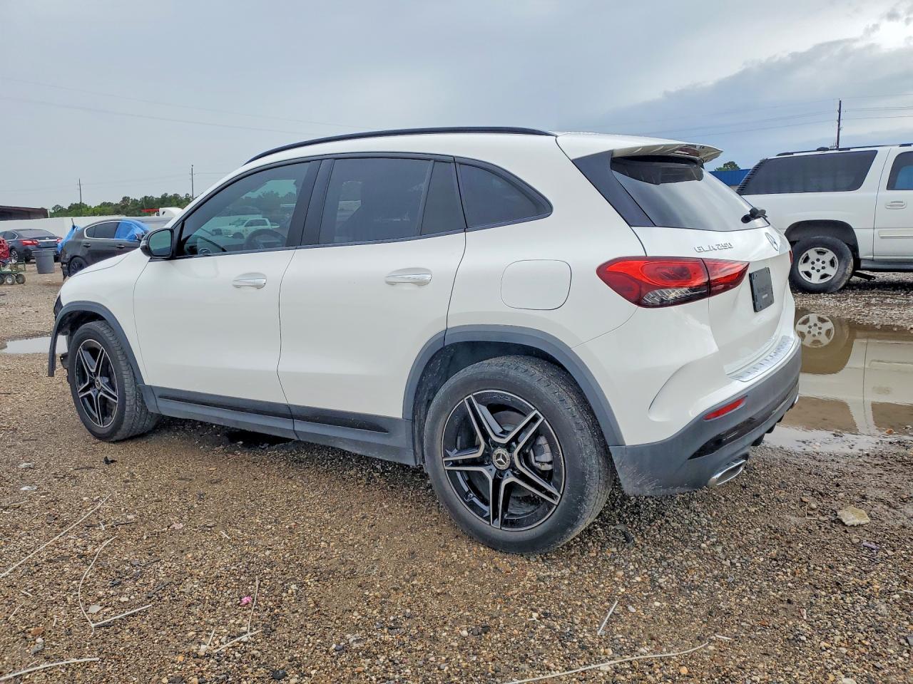 Mercedes-Benz GLA 250