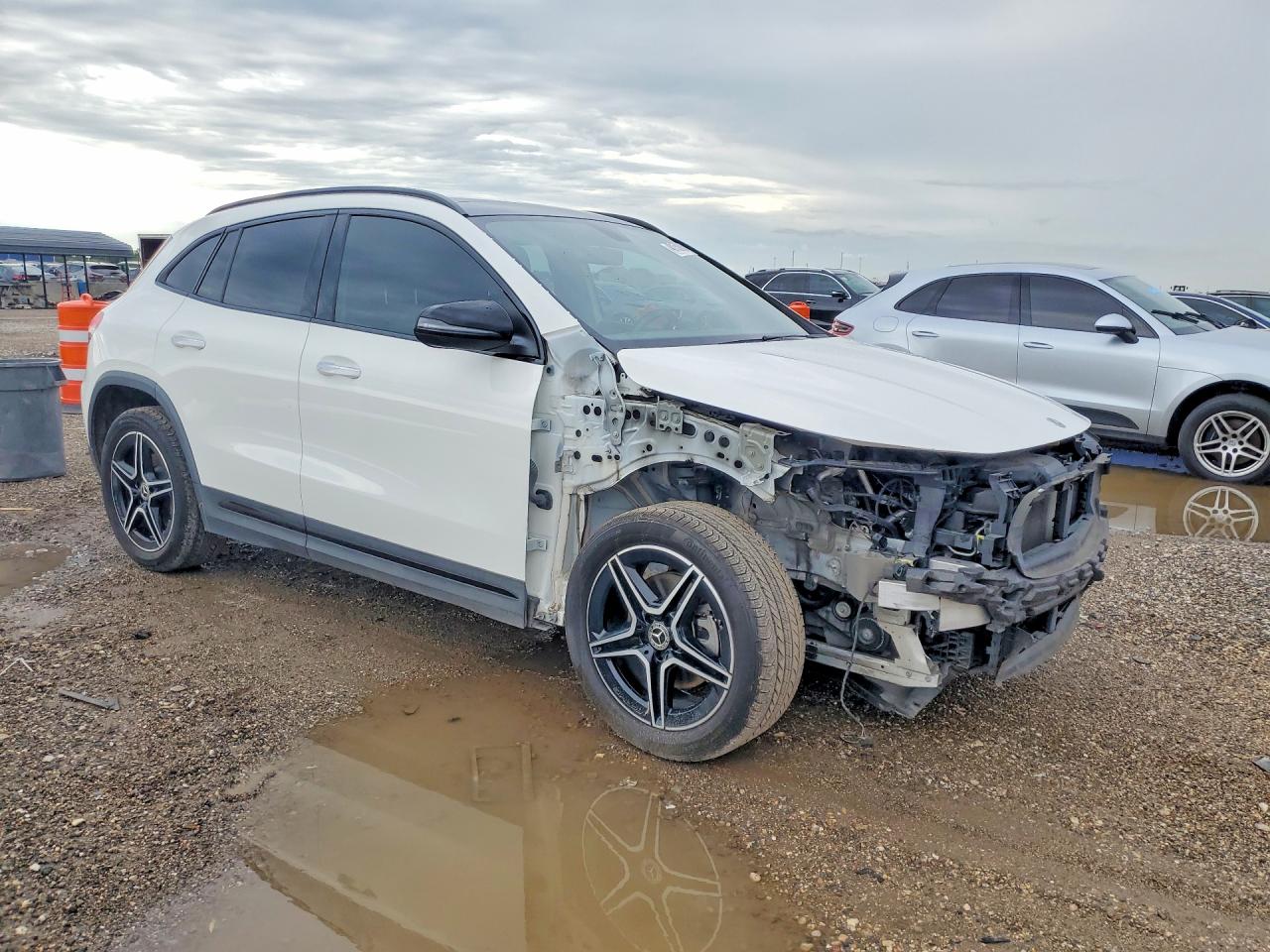 Mercedes-Benz GLA 250